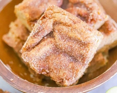 Soft and Chewy Apple Snickerdoodle Bars for Fall suggested serving